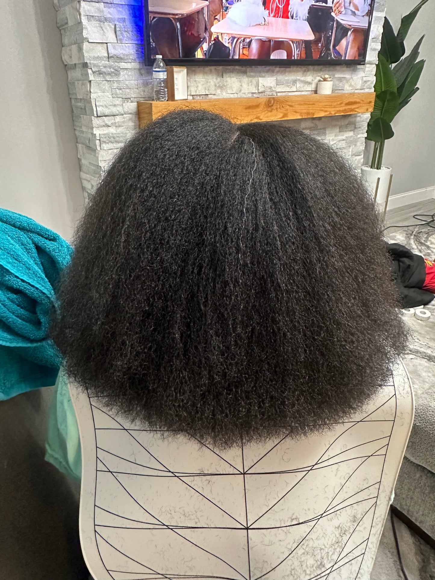 Blow dried hair trim/ $15