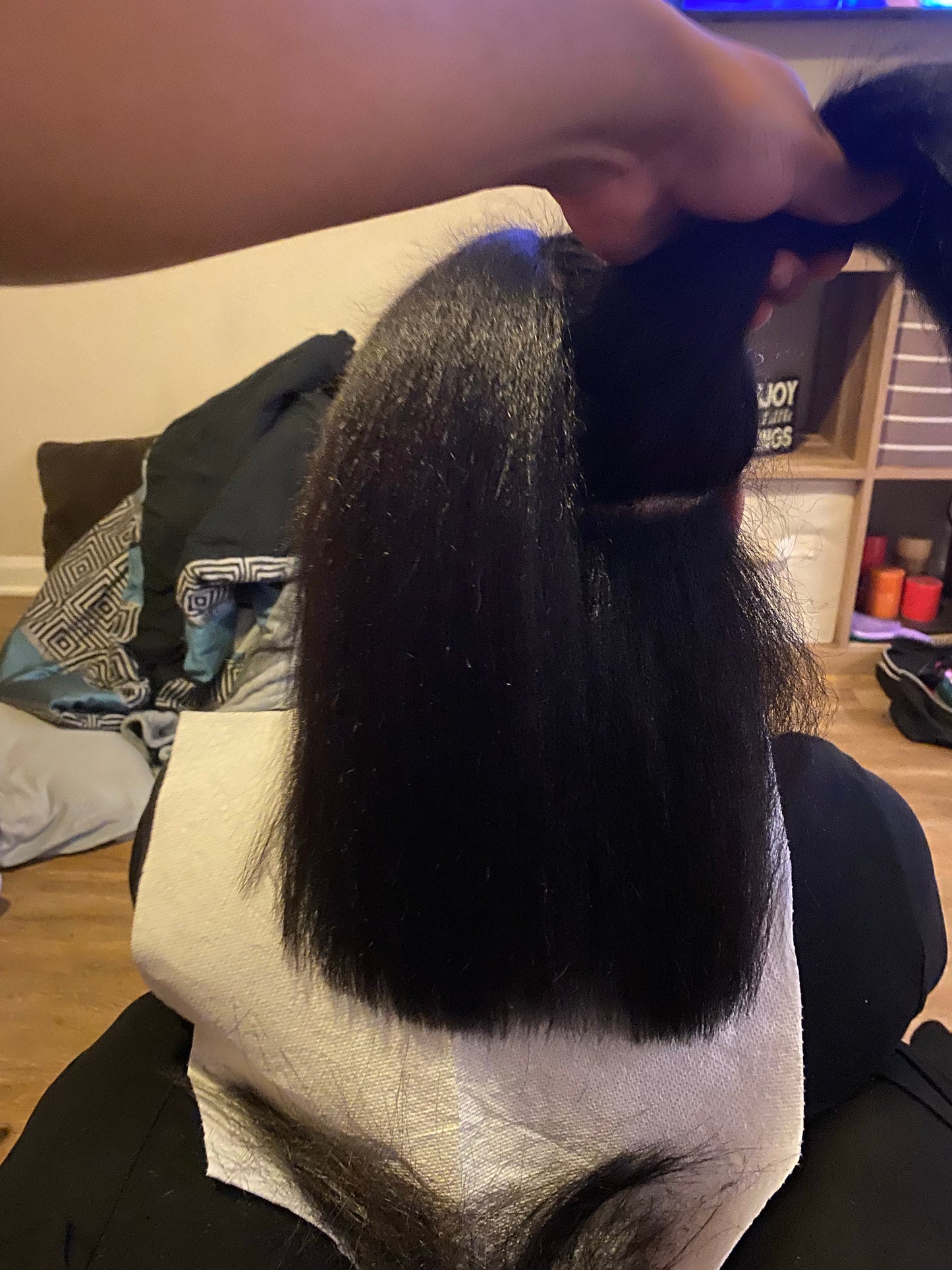 Hair trim/ $15